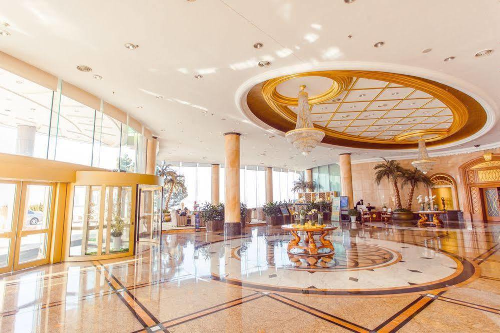 Weihai Golden Bay International Hotel Exterior photo