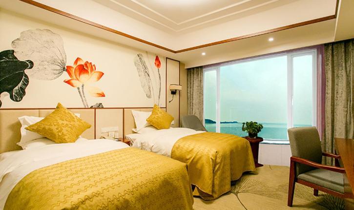 Weihai Golden Bay International Hotel Exterior photo